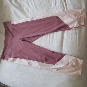 Ladies Athleta Rose and Pink cropped leggings